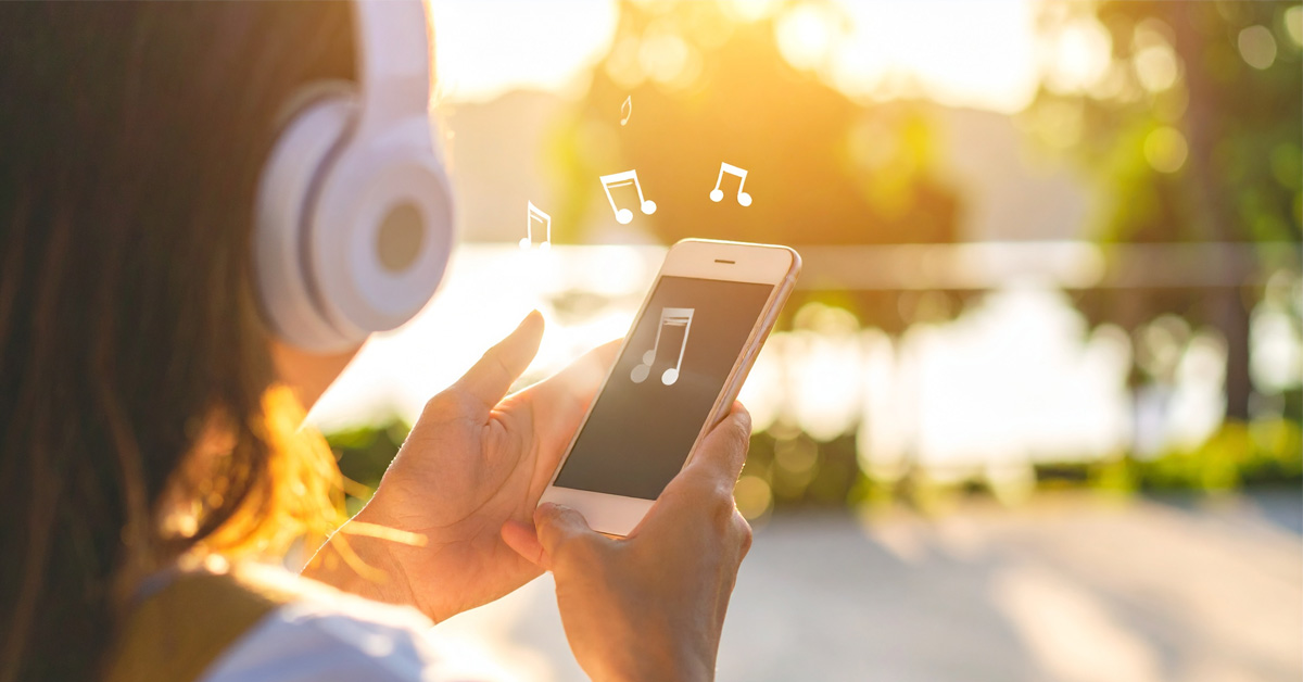 How TikTok Changed Music Discovery: From Viral Trends to Billboard Hits